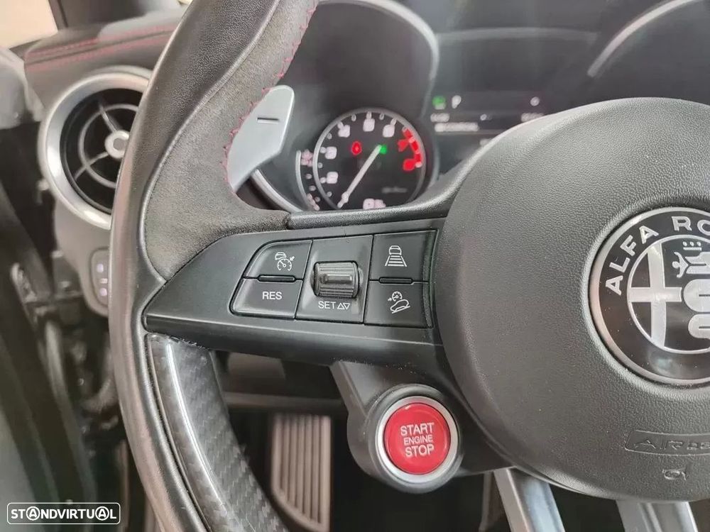 Alfa Romeo Stelvio 2.9 T Quadrifoglio AT8 Q4 - 20