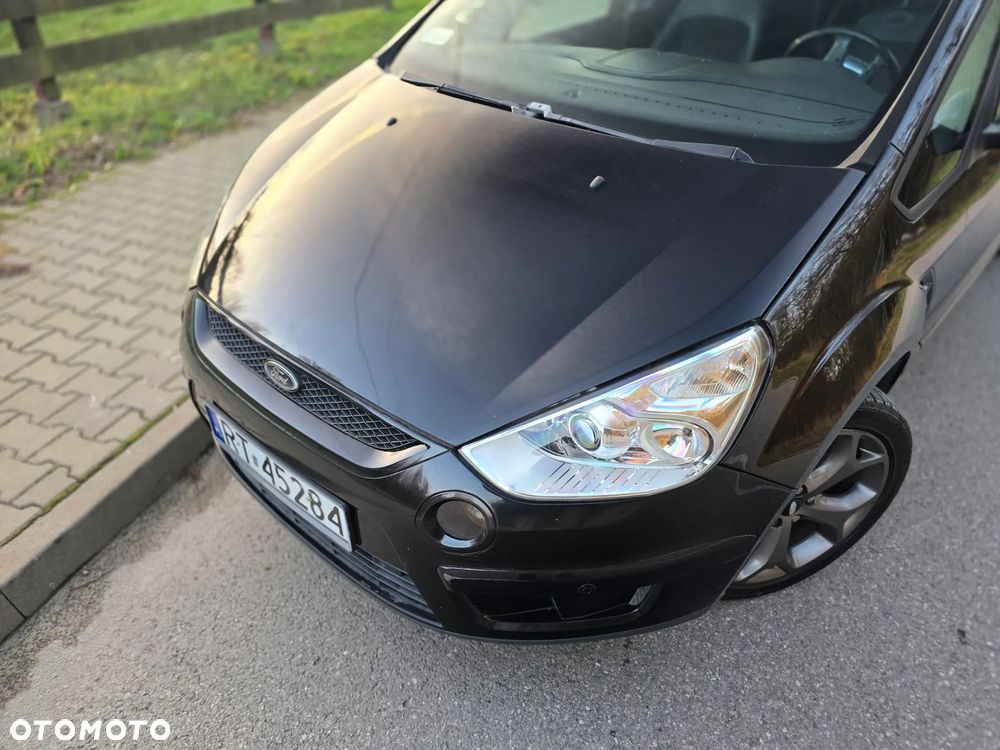 Ford S-Max 2.0 TDCi DPF Titanium - 36