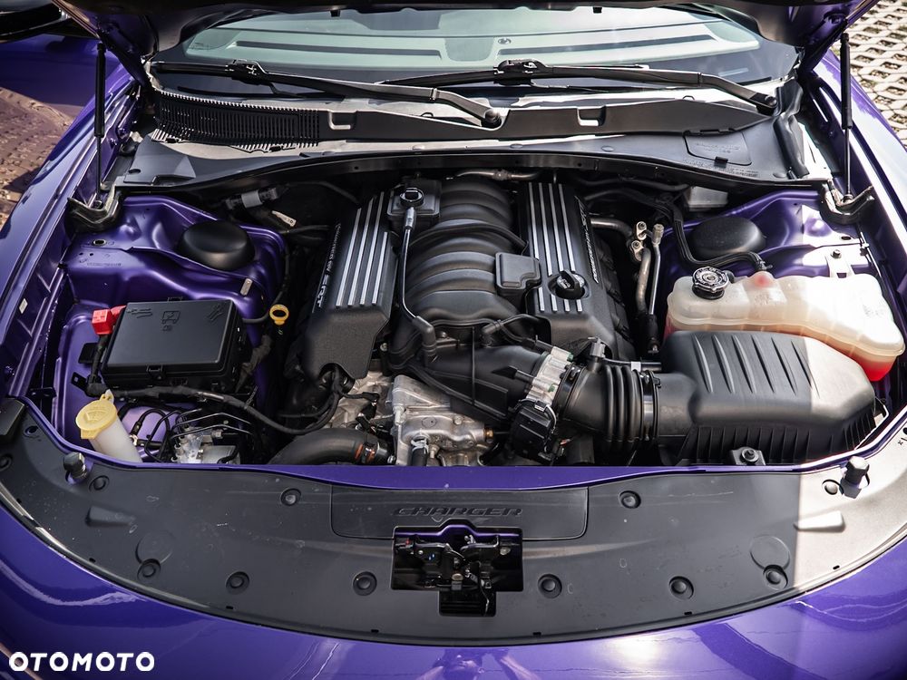 Dodge Charger 6.4 Scat Pack Widebody - 37