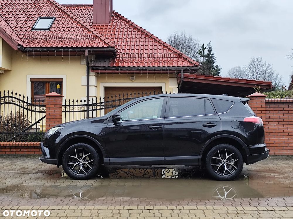 Toyota RAV4 2.0 D-4D Prestige 4x2 - 4