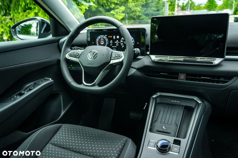 Volkswagen T-Roc - 25