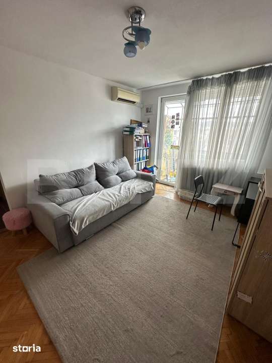 Apartament 3 camere, semidecomandat, 54 mp, balcon, orientare sudica — fotografia 3