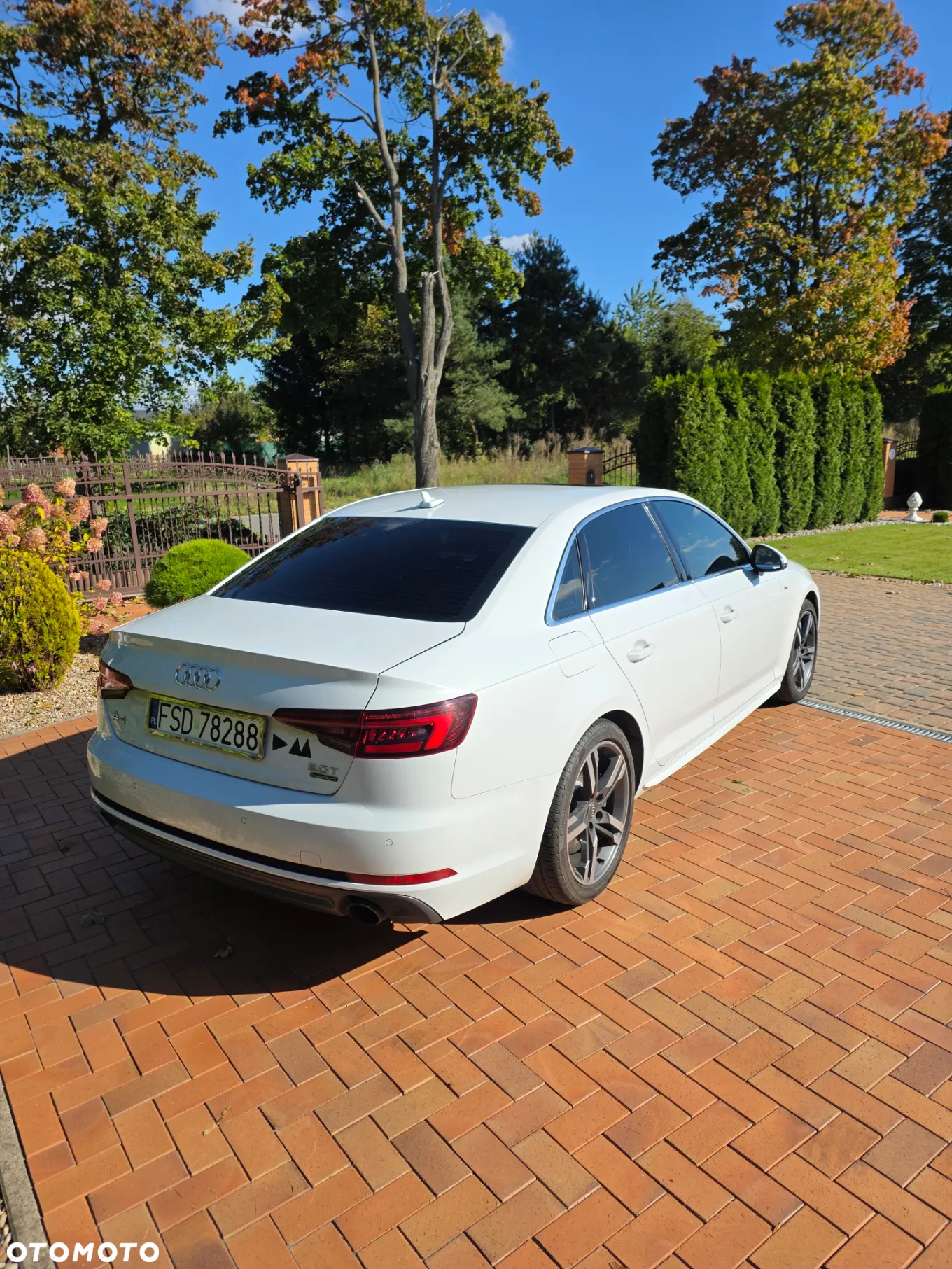Audi A4 - 4