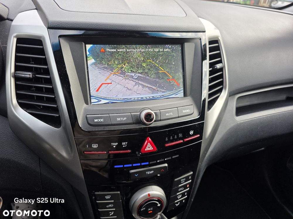 SsangYong/KGM Tivoli 1.6 Quartz - 10