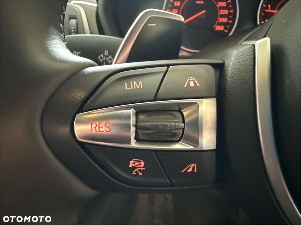 BMW Seria 3 - 18