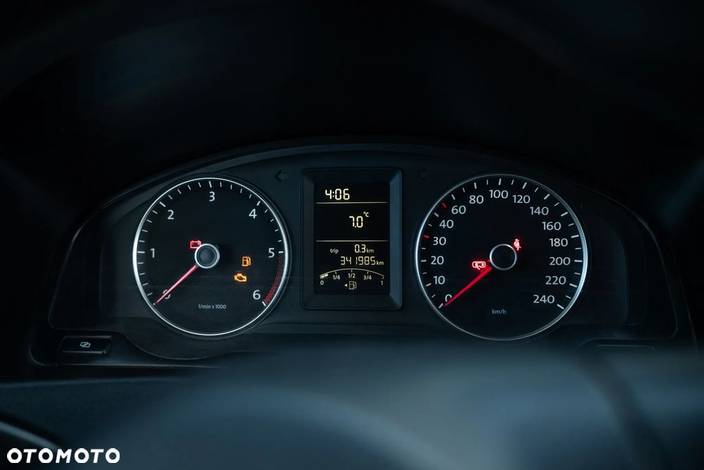 Volkswagen T5 - 23