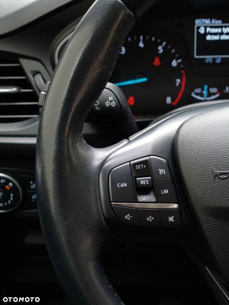 Ford Focus 1.0 EcoBoost Trend Edition Business - 30