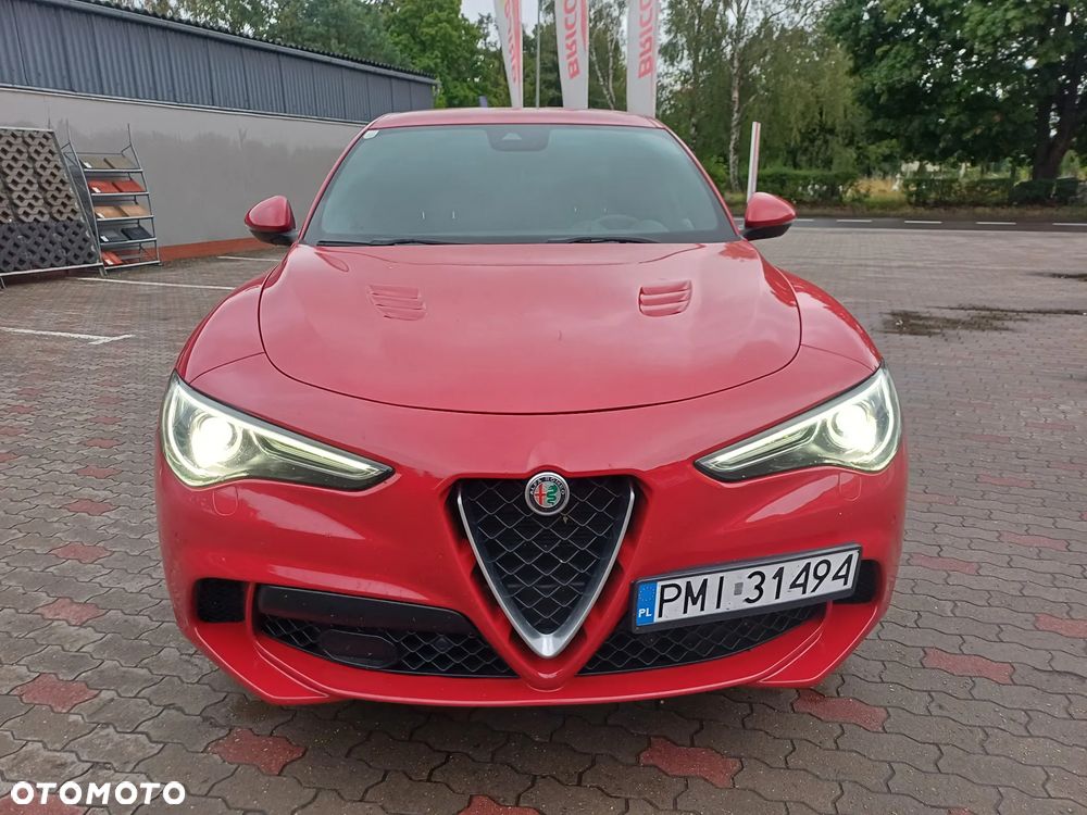 Alfa Romeo Stelvio V6 2.9 Bi-Turbo AT8-Q4 Quadrifoglio - 6