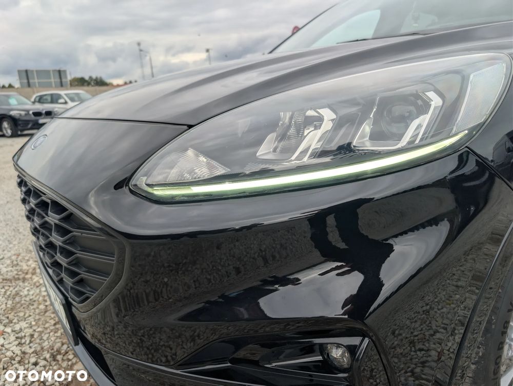 Ford Kuga 2023 photo 2