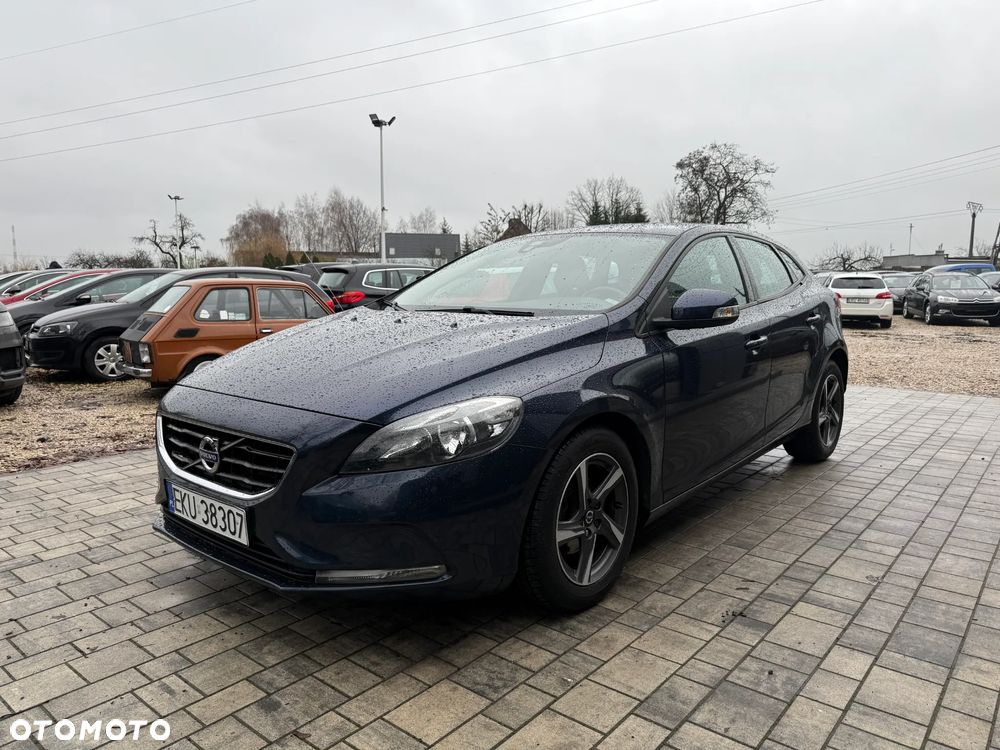Volvo V40 D2 Kinetic - 9