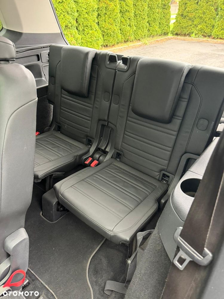 Volkswagen Touran 2.0 TDI BMT Highline DSG - 17