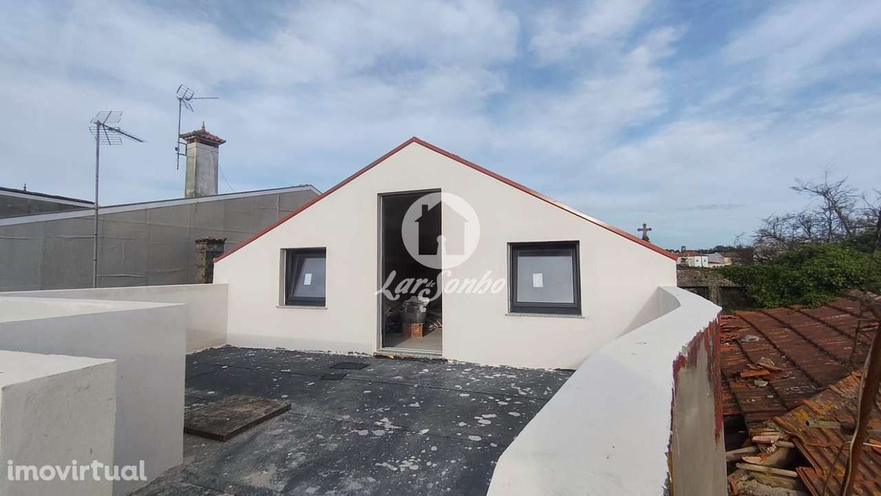 Moradia Bi-Familiar T2+T4 - Azurara, Vila do Conde - Grande imagem: 2/20