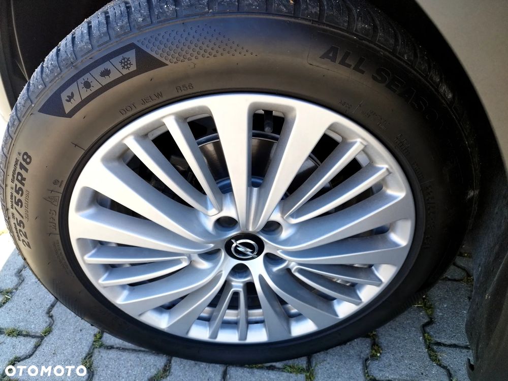 Opel Grandland X 1.2 Start/Stop Business Elegance - 9