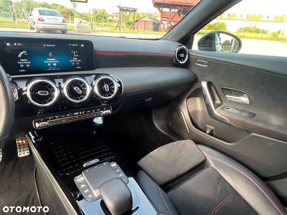 Mercedes-Benz Klasa A 200 d 8G-DCT AMG Line - 23