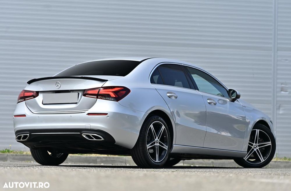 Mercedes-Benz A 200 d Sedan Edition 2021 - 12