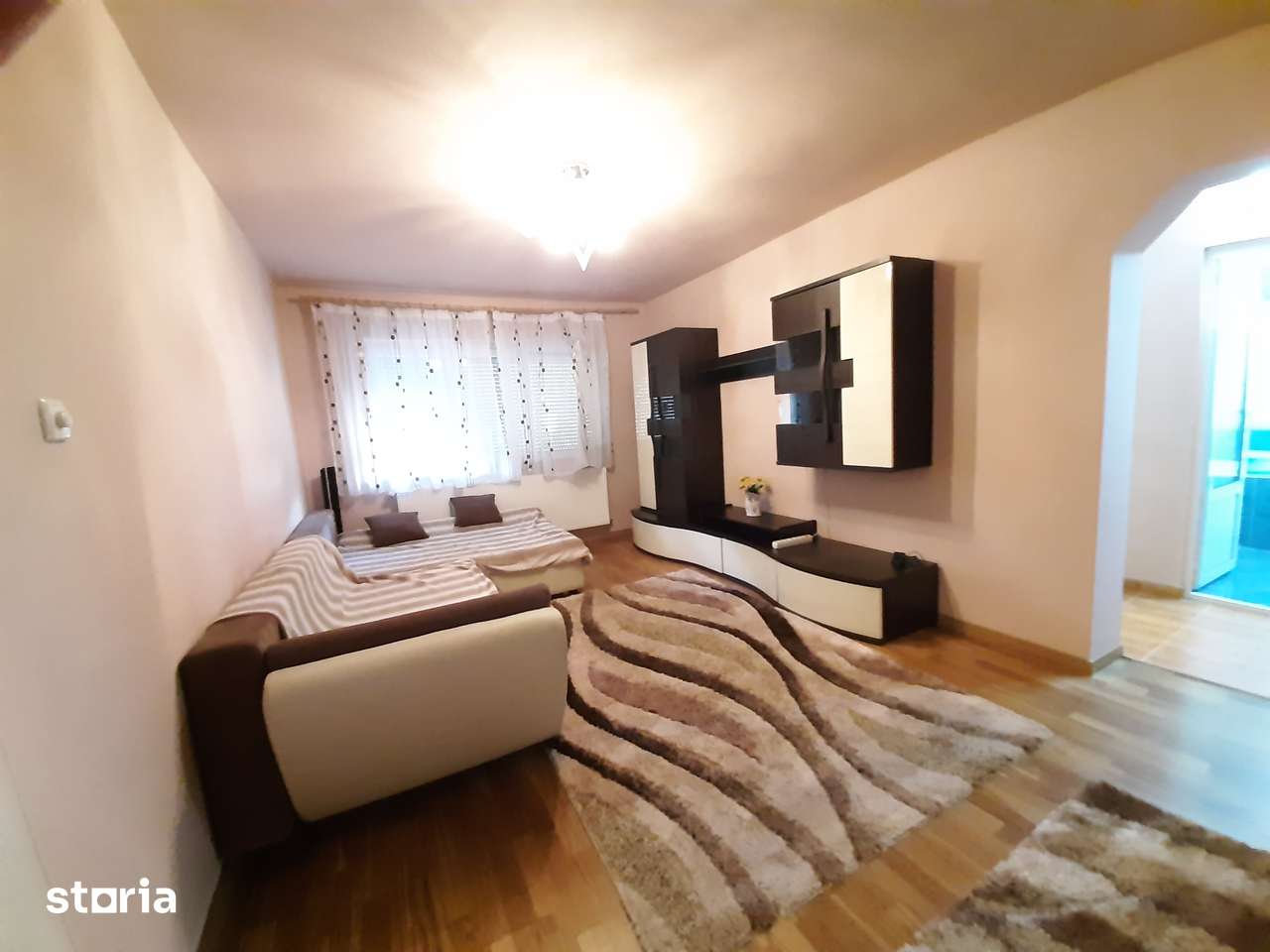 Vand apartament 3 camere PARTER, bloc caramida, Micro 16, Satu Mare — fotografia 1