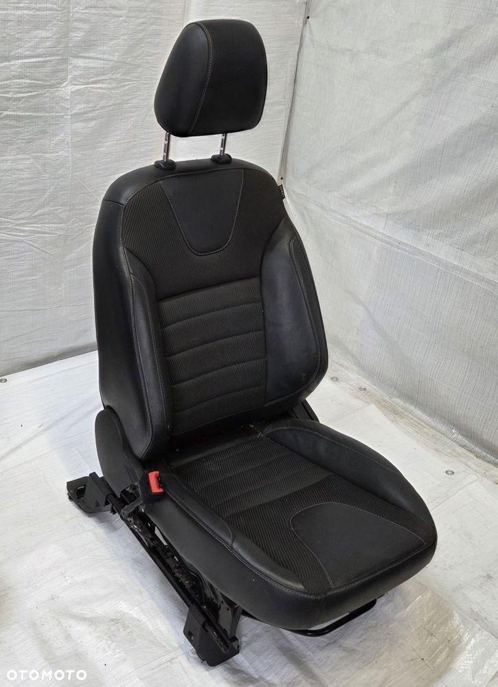 FOTELE FOTEL KANAPA TYŁ FORD KUGA MK2 UK ANGLIK - 4