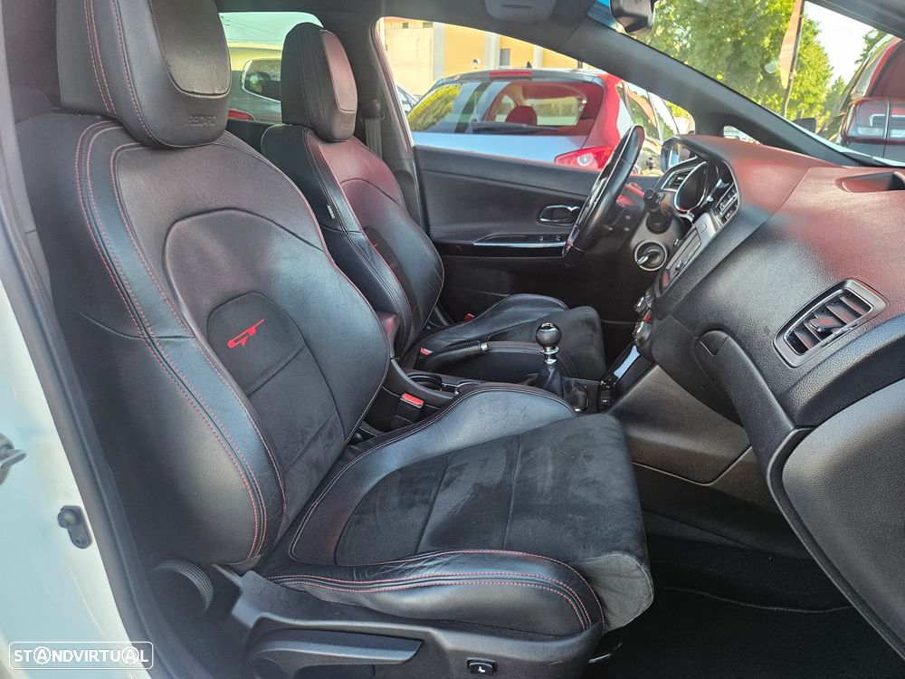 Kia Ceed 1.6 T-GDi GT TOP - 15