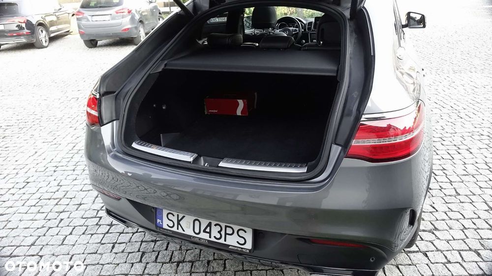 Mercedes-Benz GLE - 26