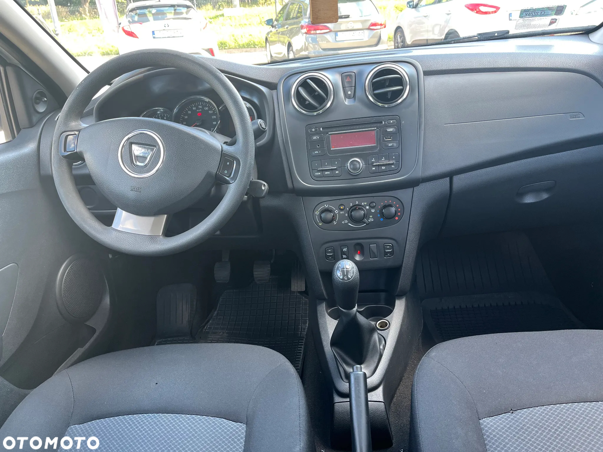 Dacia Sandero 1.2 16V 75 Ambiance - 15