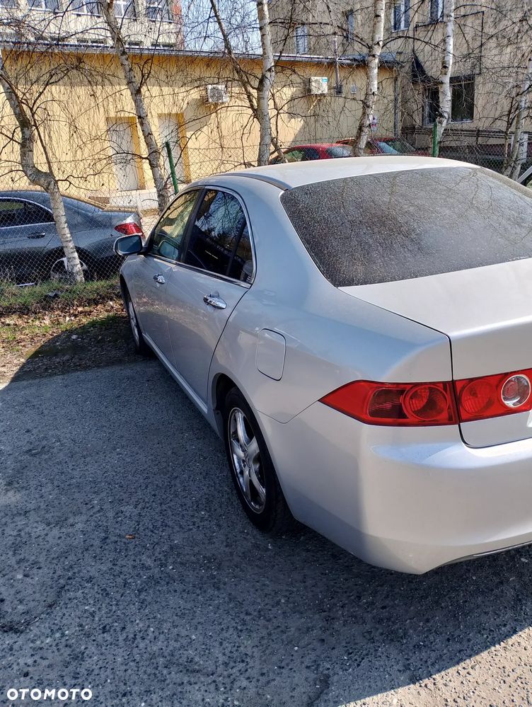 Honda Accord 2.0 i Comfort - 1