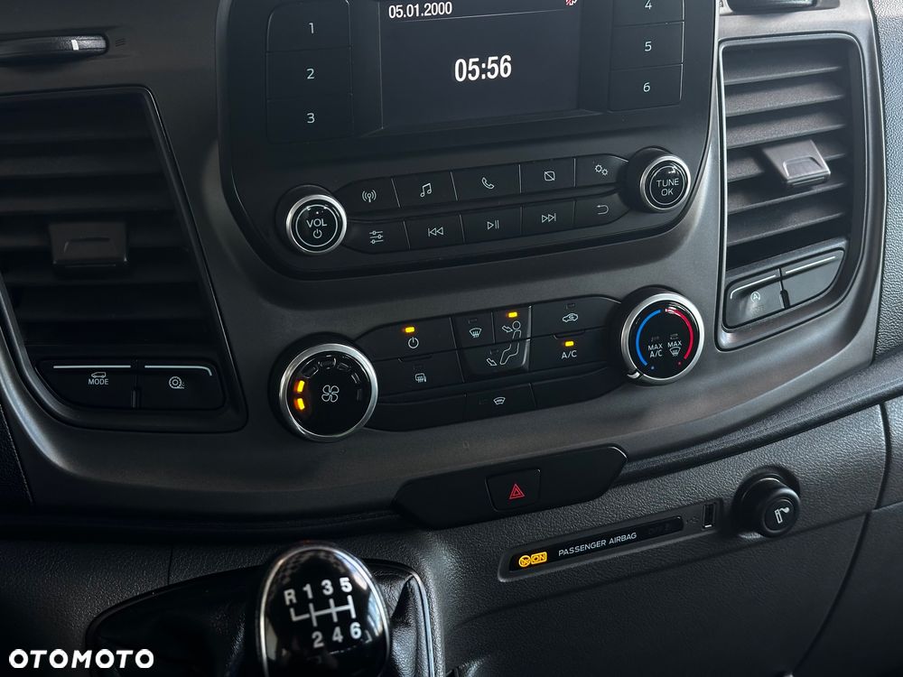 Ford Transit - 21