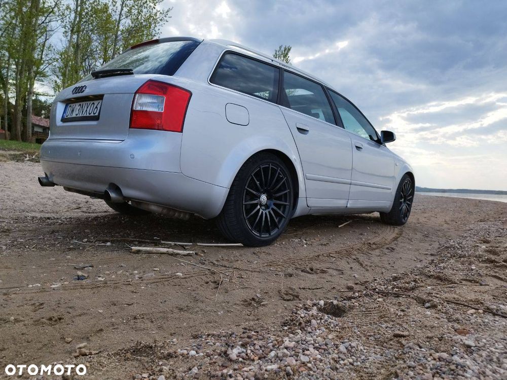 Audi A4 Avant 1.8T Quattro - 9