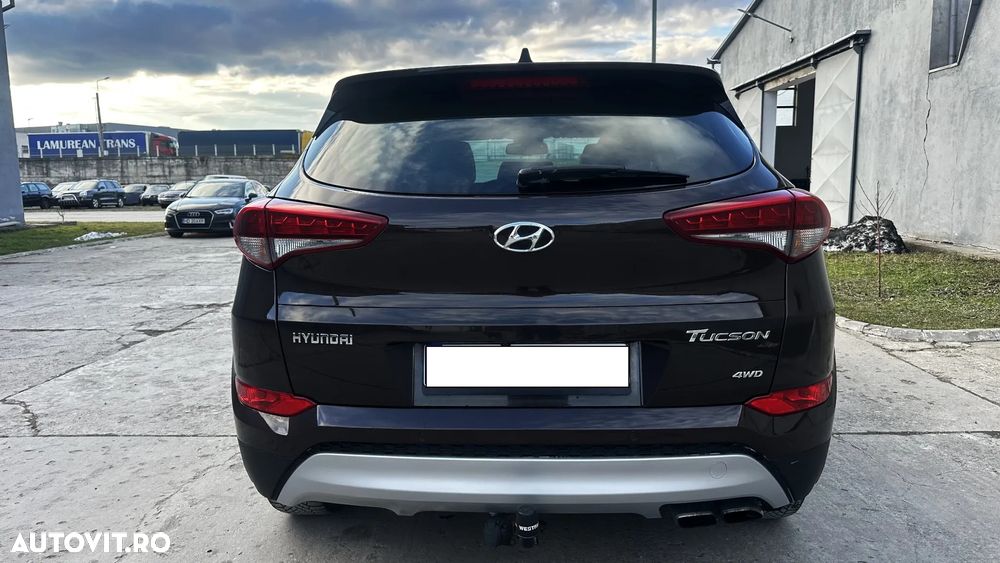 Hyundai Tucson 2.0 CRDI 4WD Automatik Advantage - 6