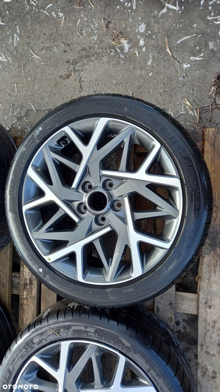 HYUNDAI KONA KOŁA FELGI ALUFELGI -225/45 R18 91 w-LATO 6 MM-JAK NOWE ET50 - 4