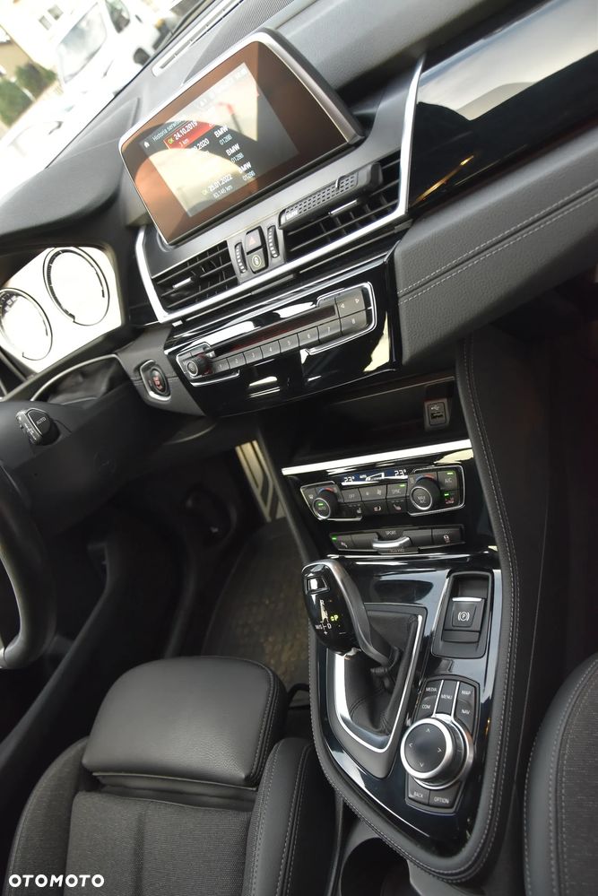 BMW Seria 2 218d xDrive Sport-Aut M Sport - 17