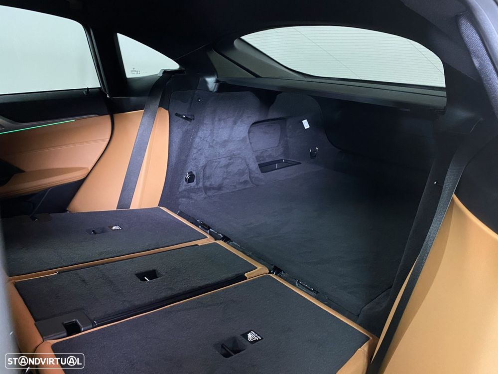 BMW i4 eDrive35 Pack Desportivo M - 22