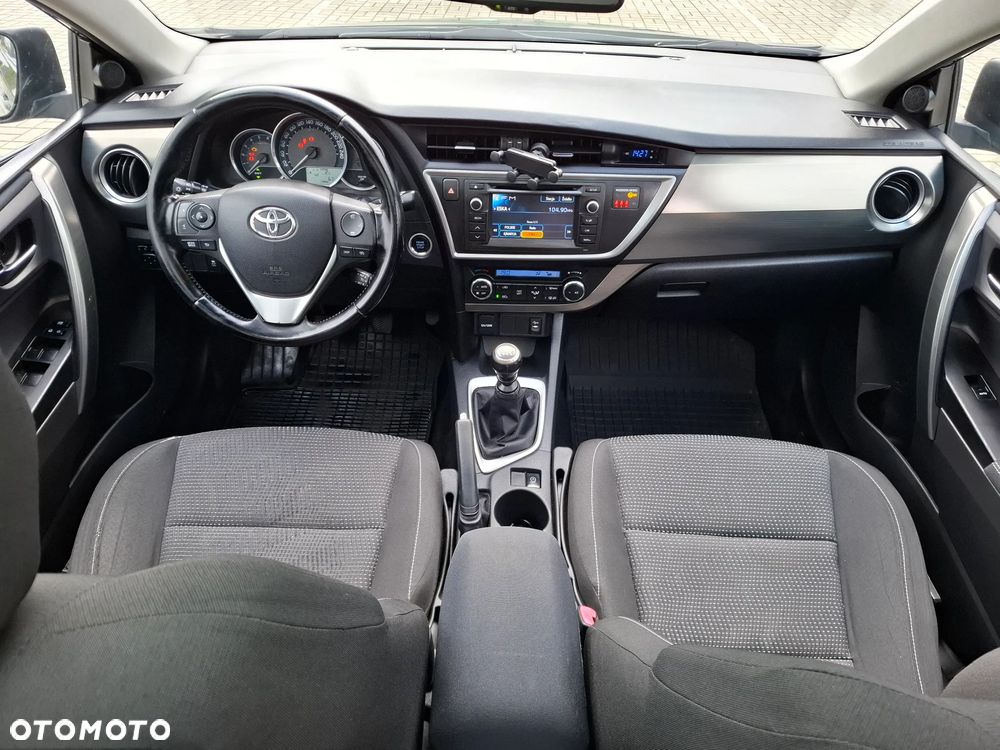 Toyota Auris 2.0 D-4D Prestige - 21