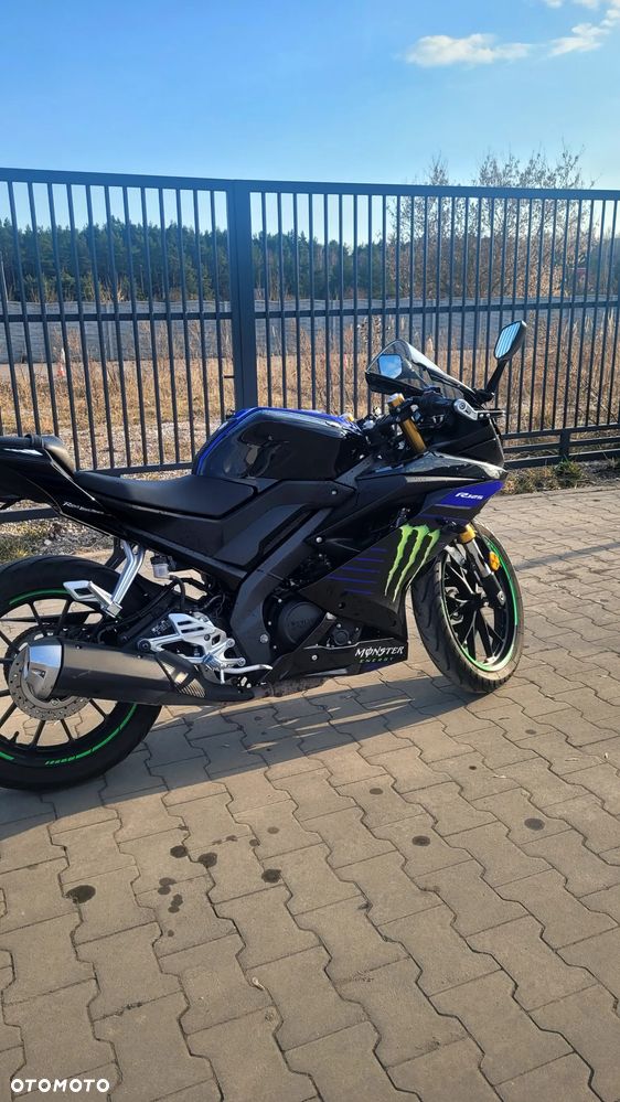 Yamaha YZF - 7