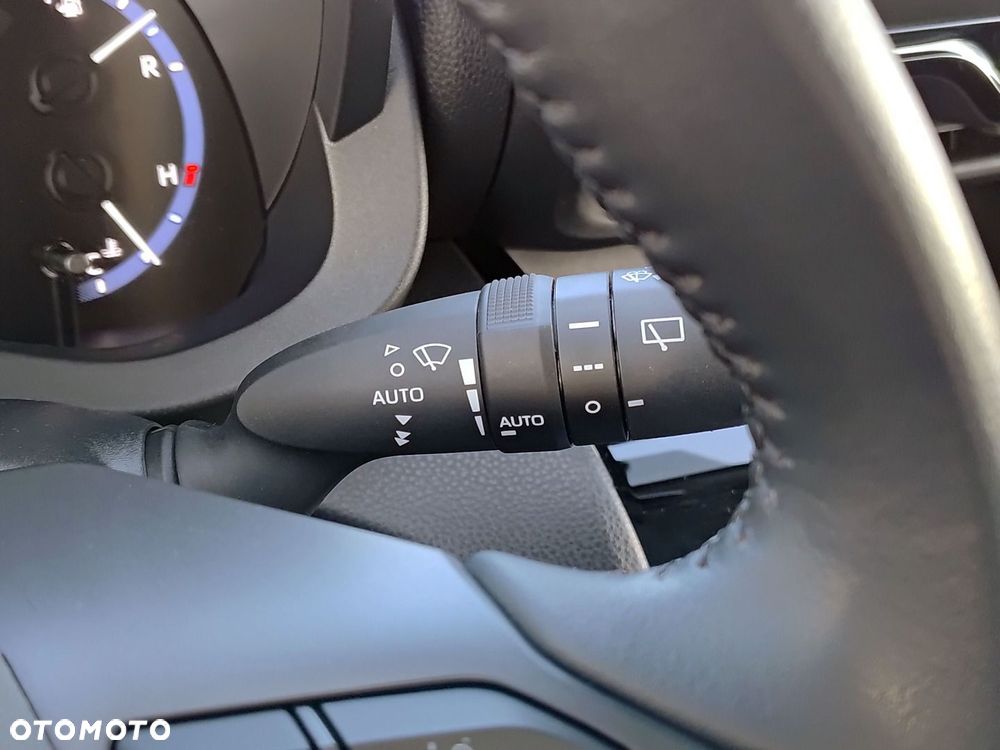 Toyota Yaris Cross Hybrid 1.5 Comfort - 21