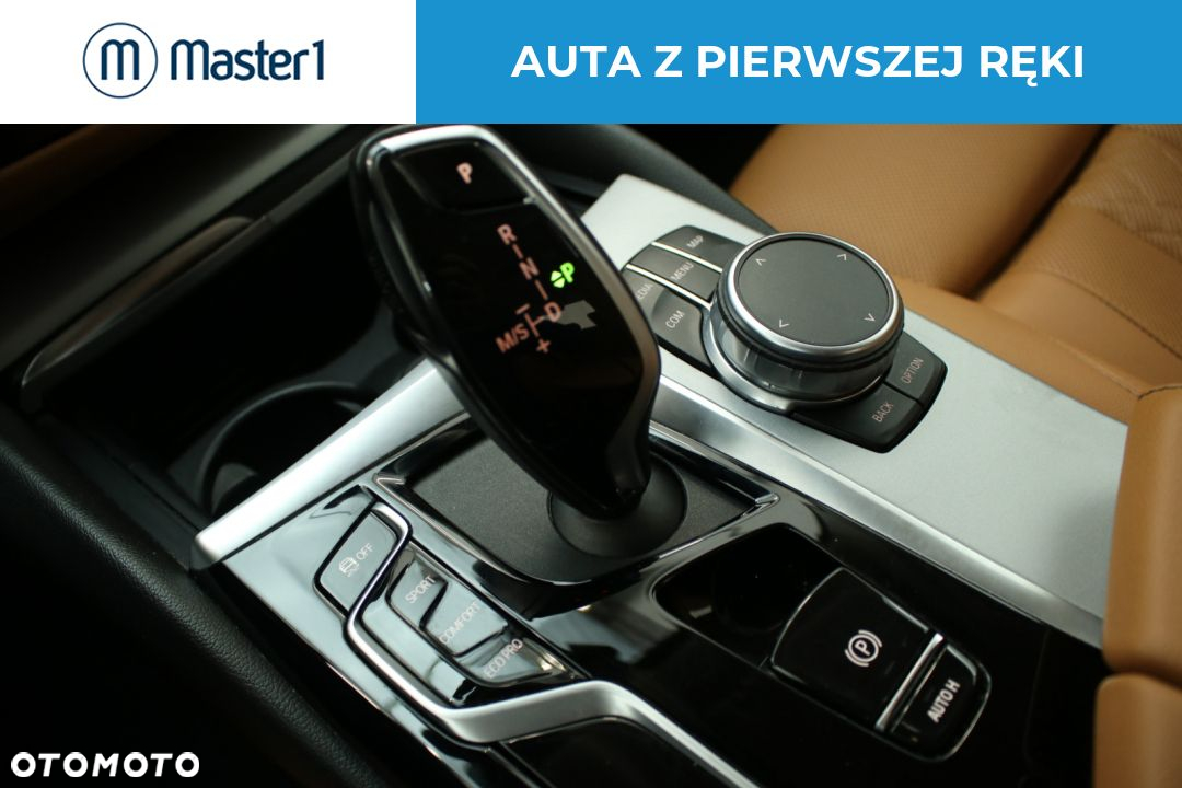 BMW Seria 5 520i mHEV - 20
