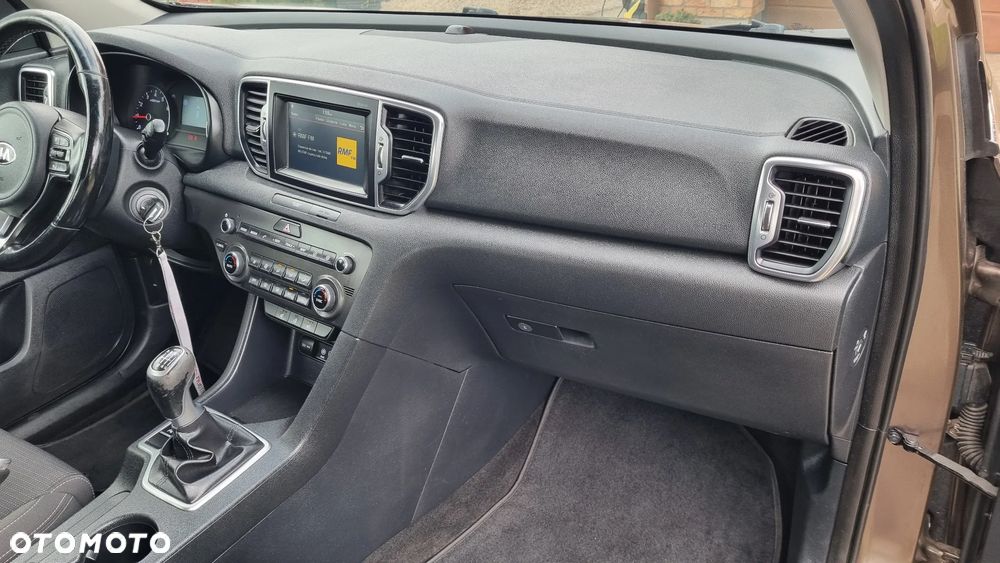 Kia Sportage 1.6 GDI L Business Line Plus 2WD - 25