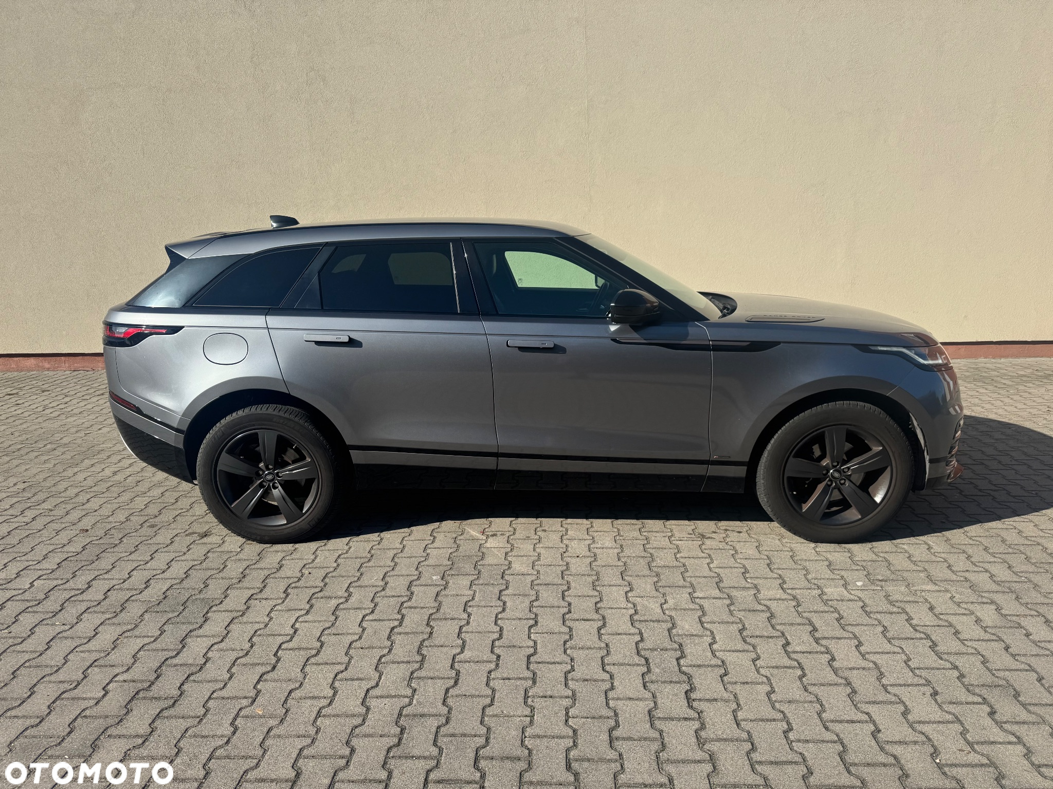 Land Rover Range Rover Velar 2.0 TD4 R-Dynamic S - 2