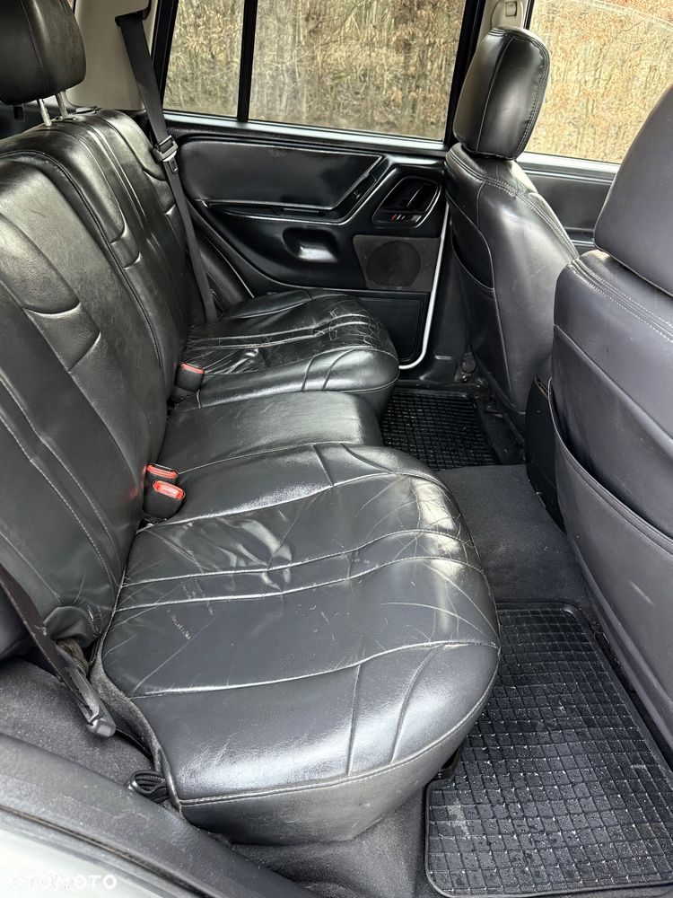 Jeep Grand Cherokee 4.0 Laredo - 6