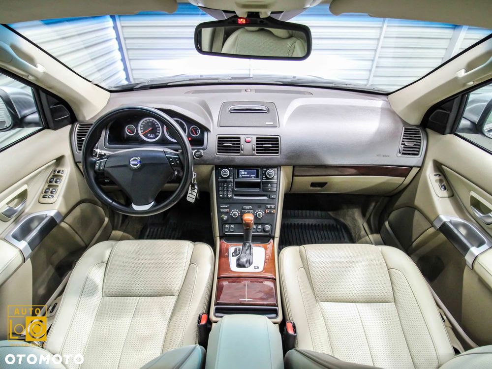 Volvo XC 90 D5 AWD Summum - 4