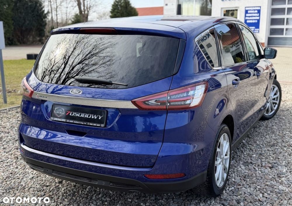 Ford S-Max - 13