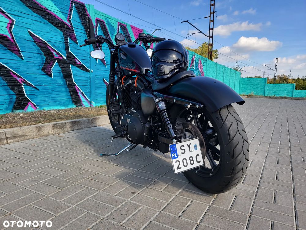 Harley-Davidson Sportster Iron 883 - 5