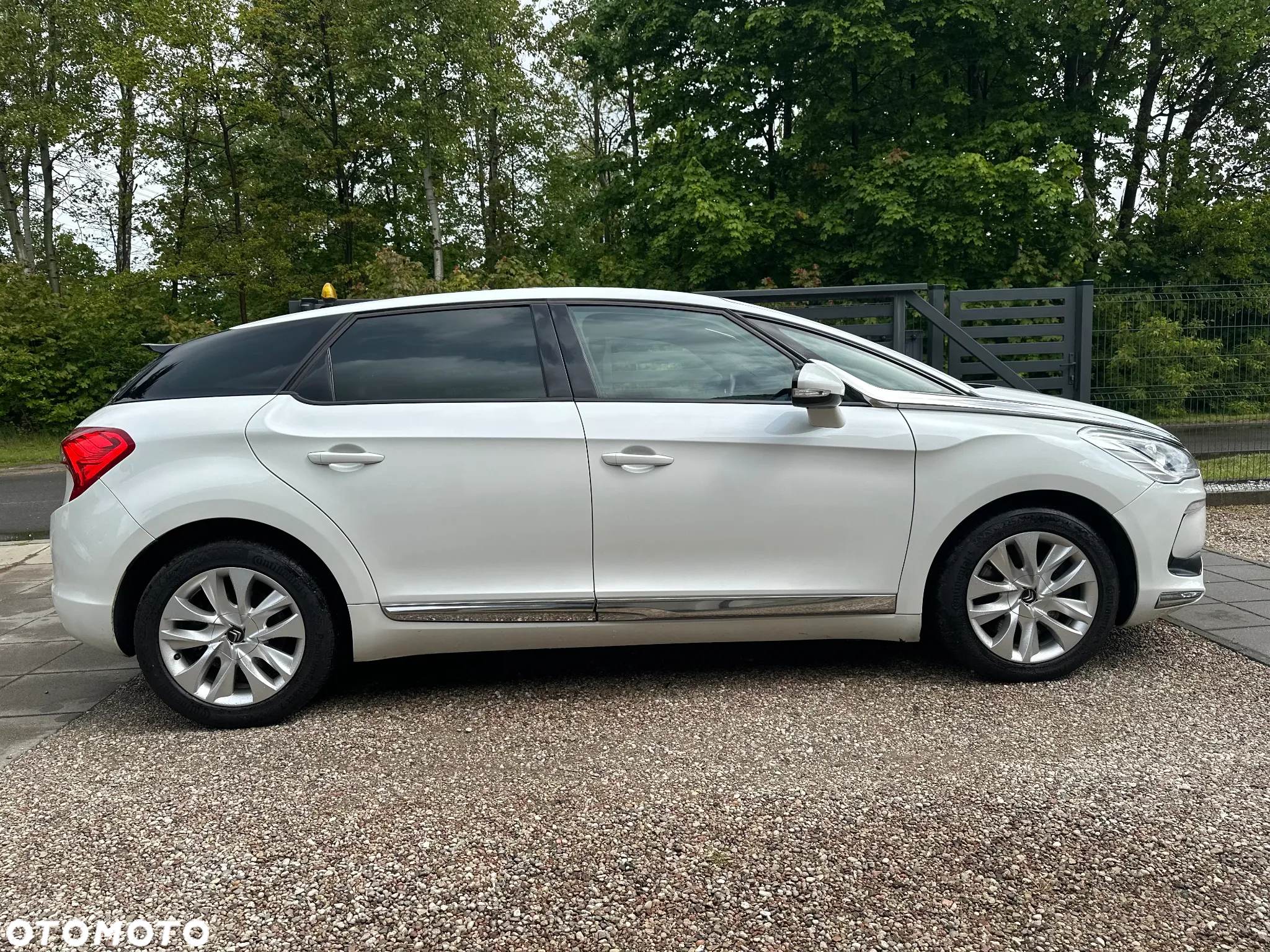 Citroën DS5 2.0 BlueHDi SoChic - 11