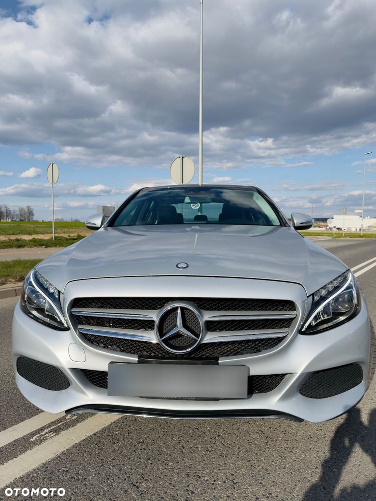 Mercedes-Benz Klasa C 300 7G-TRONIC Exclusive - 3