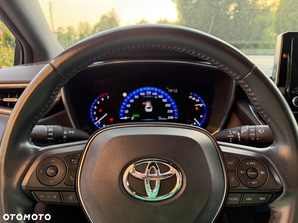 Toyota Corolla 1.8 Hybrid Comfort - 13