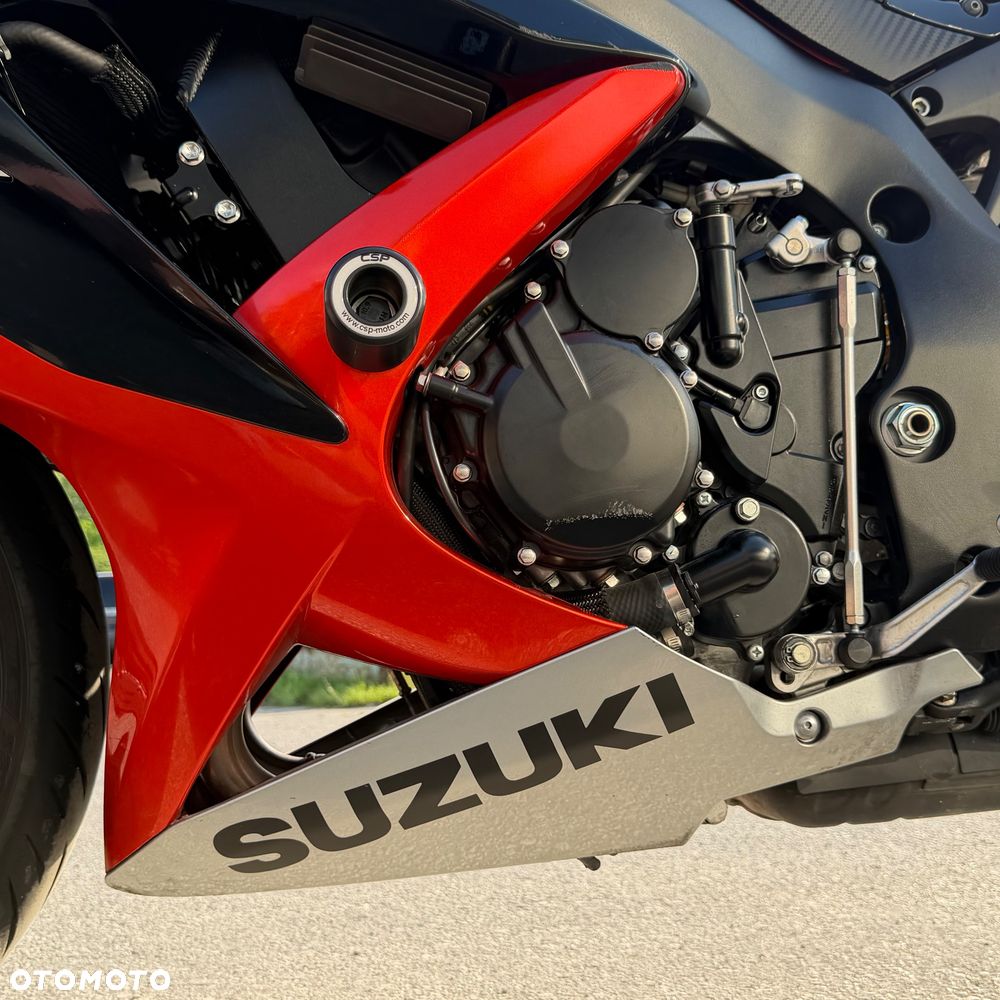 Suzuki GSX-R - 10