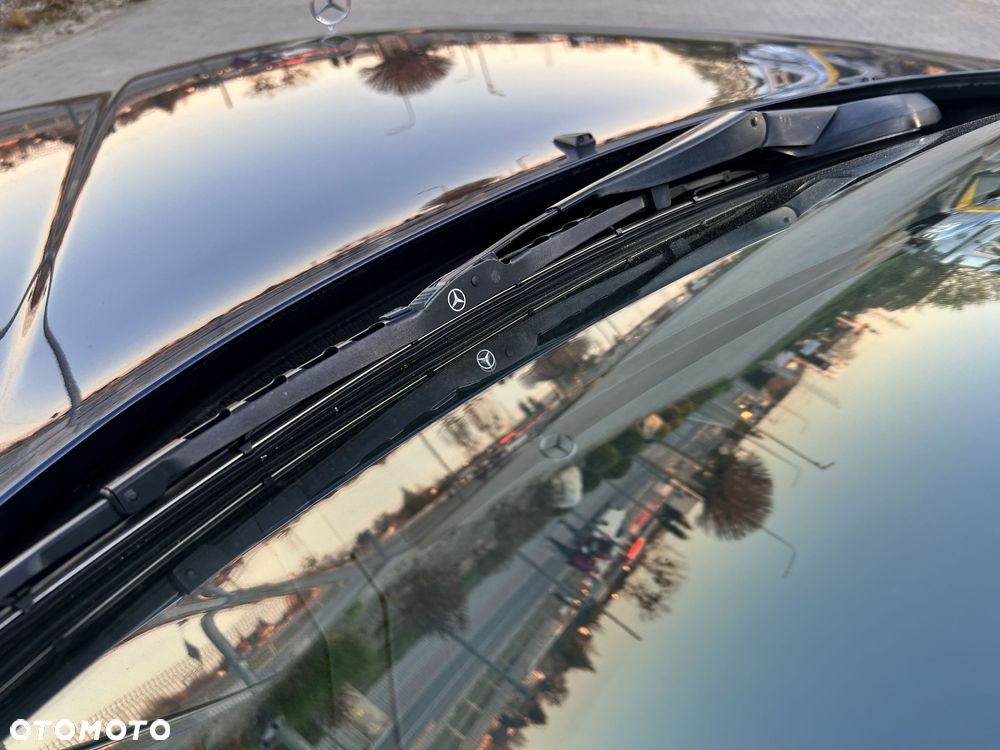 Mercedes-Benz Klasa E 260 - 14