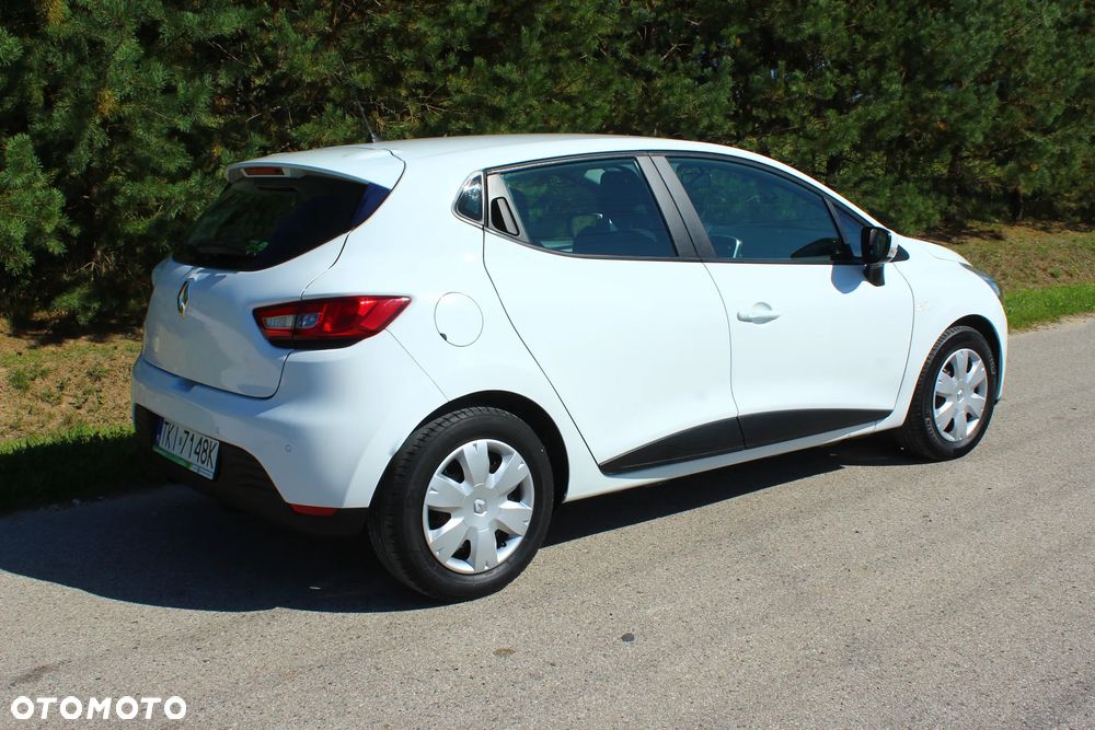 Renault Clio - 18