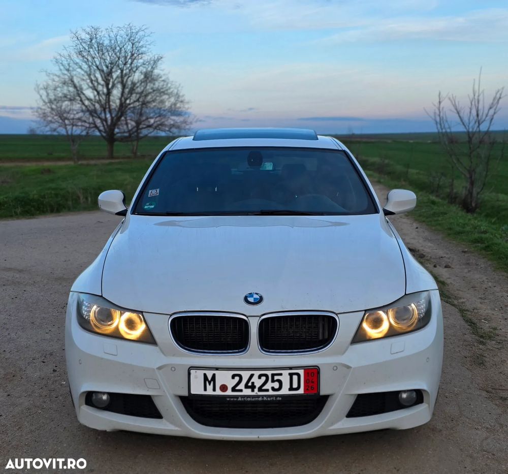 BMW Seria 3 320d DPF Efficient Dynamics Edition - 3