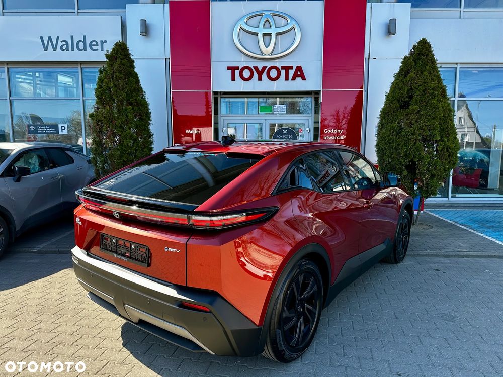 Toyota C-HR+ - 4