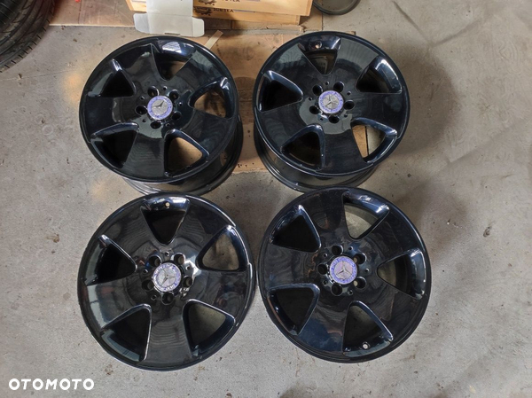 NOWE CZARNE Felgi aluminiowe 17 Mercedes S-klasa W221 5x112 ET43 VITO